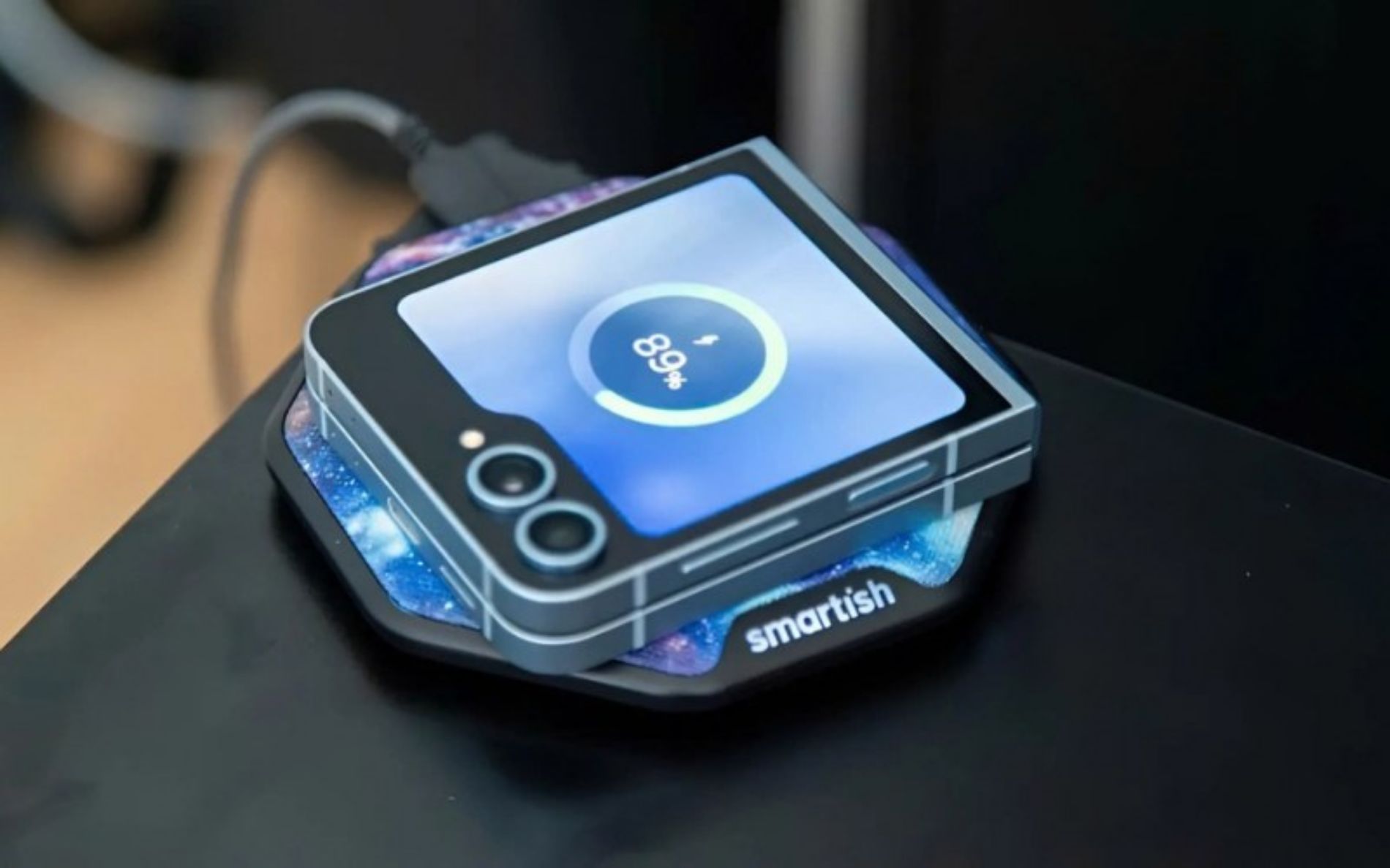 Hình ảnh cho danh mục Z Flip 7 dung lượng pin bao nhiêu? Có đáp ứng nhu cầu cả ngày?