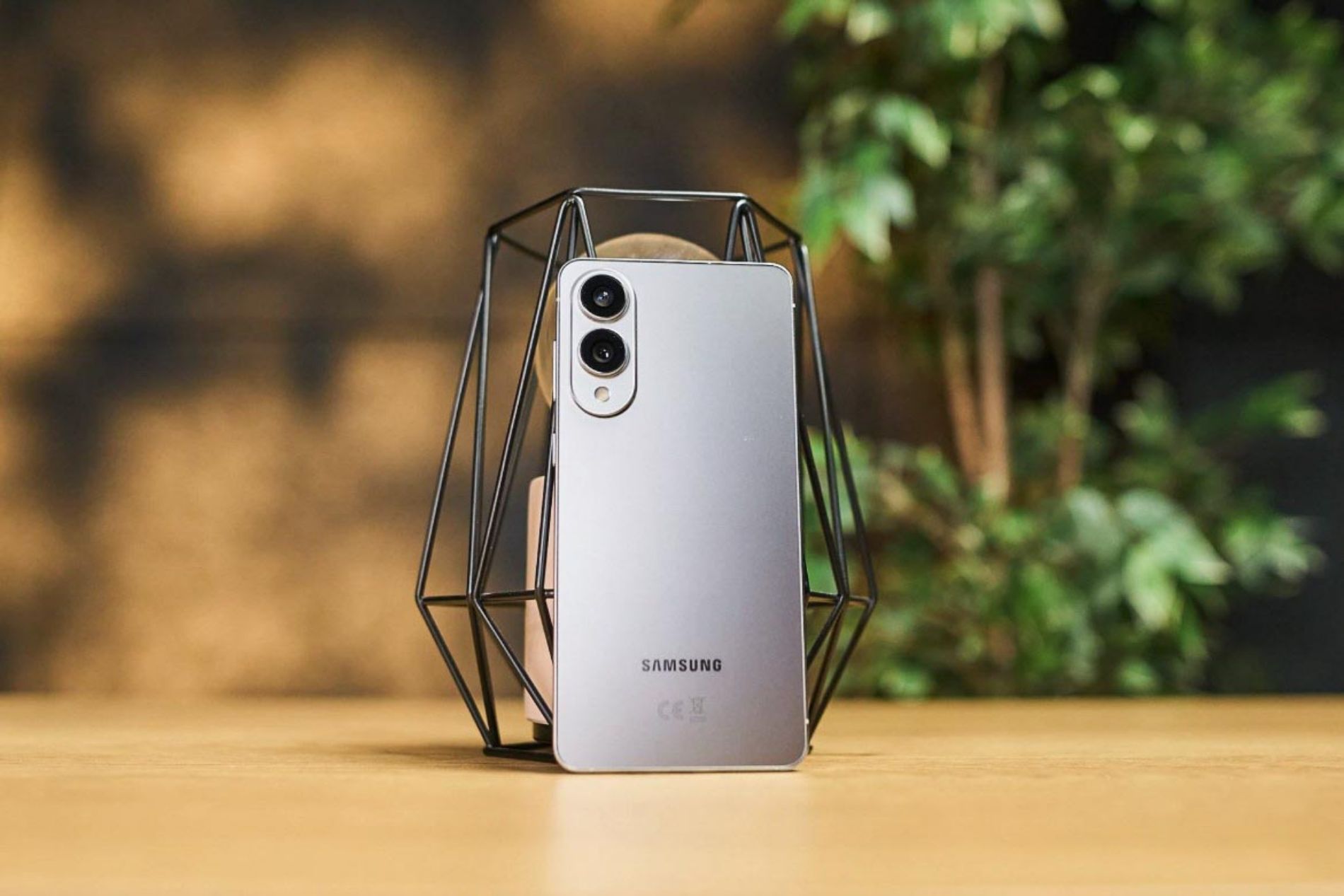 Hình ảnh cho danh mục Review Galaxy S25 Edge toàn diện: Anh em chê đắt phải đọc ngay!