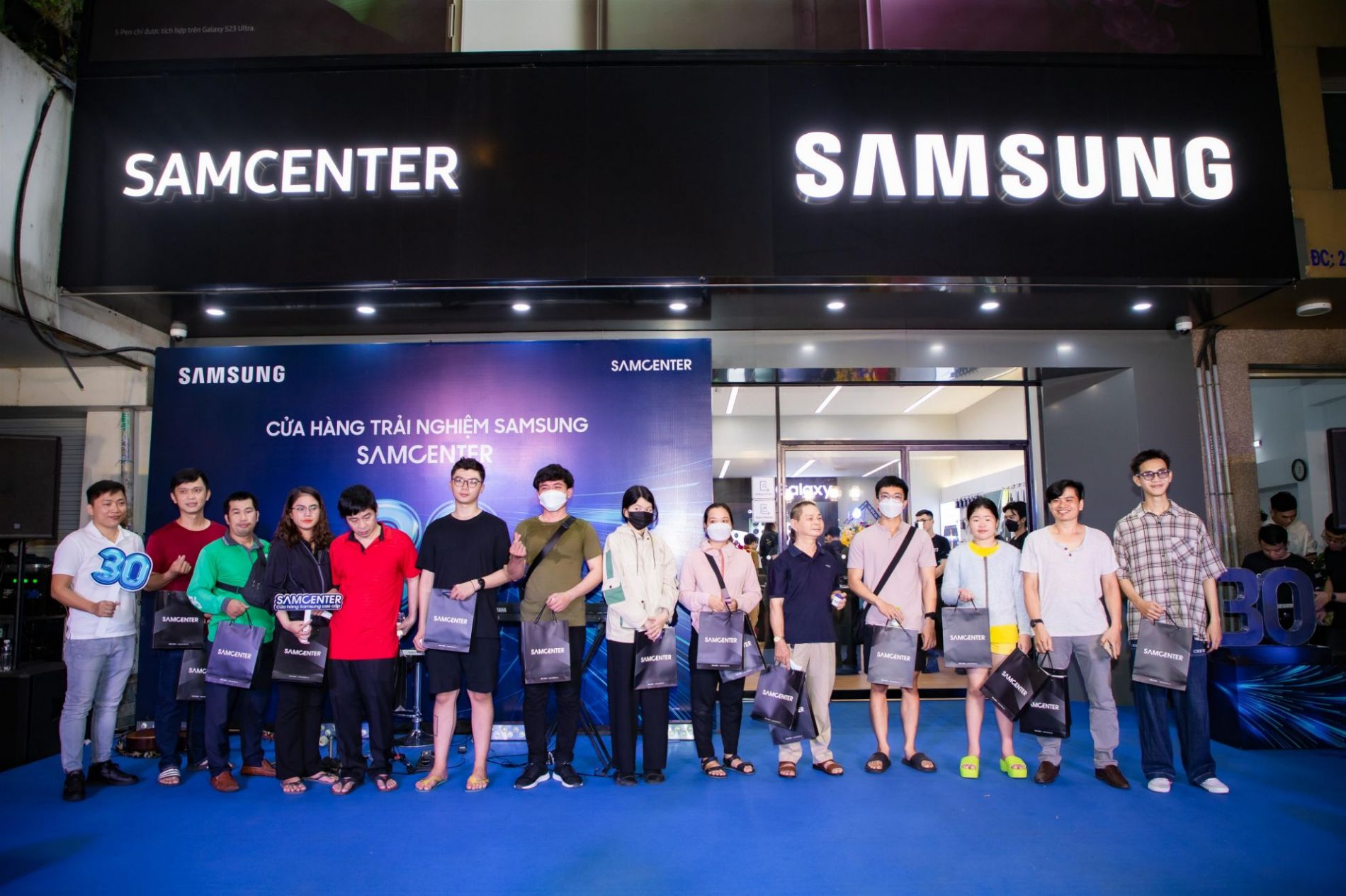 Hình ảnh cho danh mục Không gian lưu giữ dấu ấn tại SamCenter – Trải nghiệm chào đón dành riêng cho khách hàng quay trở lại